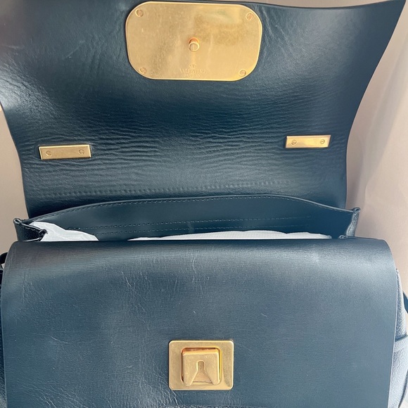 Valentino V-Ring Medium Leather Shoulder Bag - Picture 8 of 15